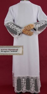 Camici con guipure 30cm - Camici con guipure - Camici sacerdotali - VestiLiturgiche.it